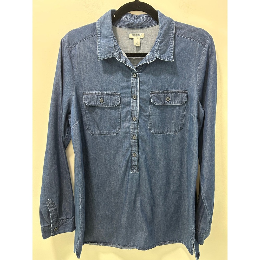 Old Navy Womens Blue Denim Popover Shirt Long Sleeve Button Up Pockets Size L